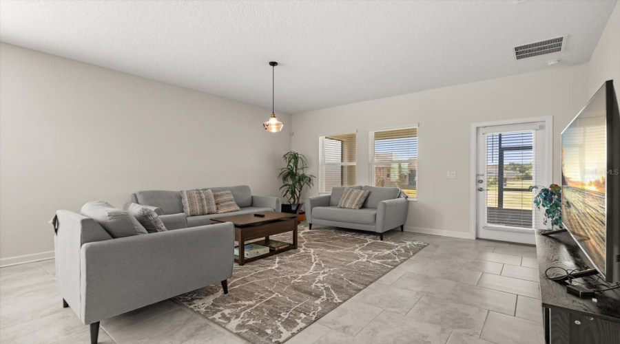KISSIMMEE, Florida 34746, 4 Bedrooms Bedrooms, ,3 BathroomsBathrooms,Residential,For Sale,VERDE VALLEY,0,MFRO6303398