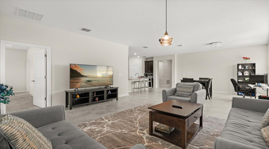 KISSIMMEE, Florida 34746, 4 Bedrooms Bedrooms, ,3 BathroomsBathrooms,Residential,For Sale,VERDE VALLEY,0,MFRO6303398