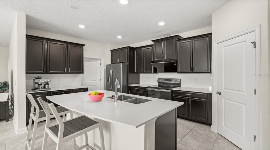 KISSIMMEE, Florida 34746, 4 Bedrooms Bedrooms, ,3 BathroomsBathrooms,Residential,For Sale,VERDE VALLEY,0,MFRO6303398