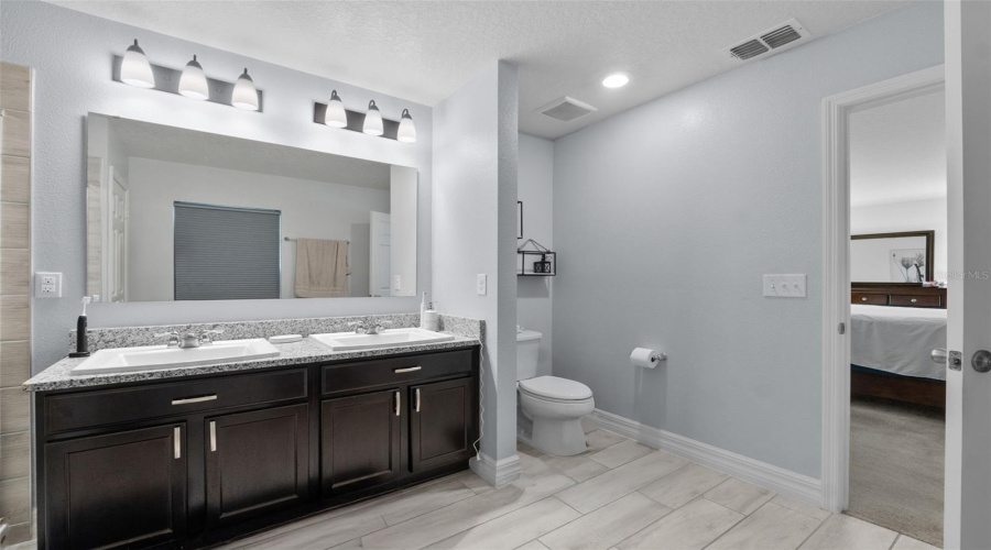 DAVENPORT, Florida 33896, 4 Bedrooms Bedrooms, ,2 BathroomsBathrooms,Residential,For Sale,POMPAY,0,MFRO6299098