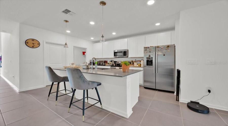 DAVENPORT, Florida 33837, 5 Bedrooms Bedrooms, ,2 BathroomsBathrooms,Residential,For Sale,JACKSON,0,MFRO6303321