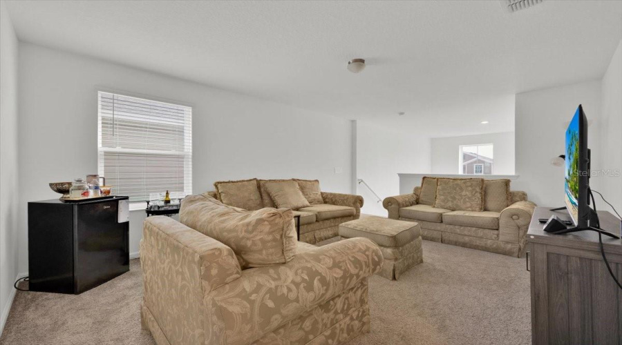 DAVENPORT, Florida 33837, 5 Bedrooms Bedrooms, ,2 BathroomsBathrooms,Residential,For Sale,JACKSON,0,MFRO6303321