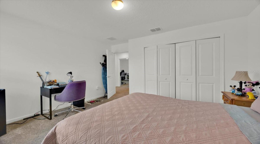 DAVENPORT, Florida 33837, 5 Bedrooms Bedrooms, ,2 BathroomsBathrooms,Residential,For Sale,JACKSON,0,MFRO6303321