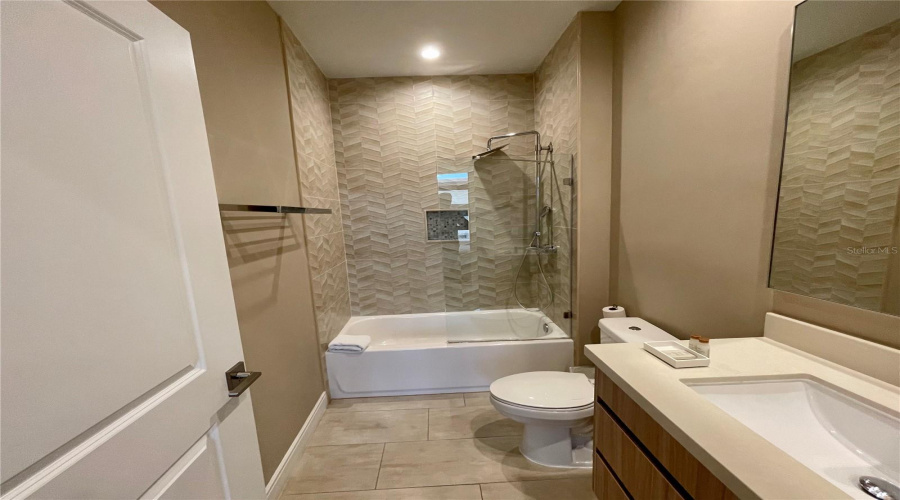 Kissimmee, Florida 34747, 4 Bedrooms Bedrooms, ,4 Bathroomsbathrooms,Residential,For Sale,Brooklyn,Mfro6303752