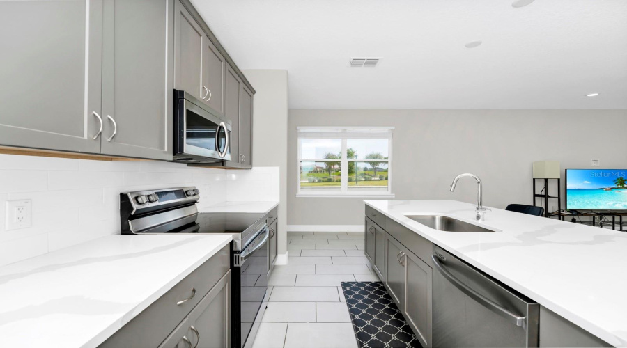 REUNION, Florida 34747, 3 Bedrooms Bedrooms, ,2 BathroomsBathrooms,Residential,For Sale,DRIVING RANGE,0,MFRO6303877