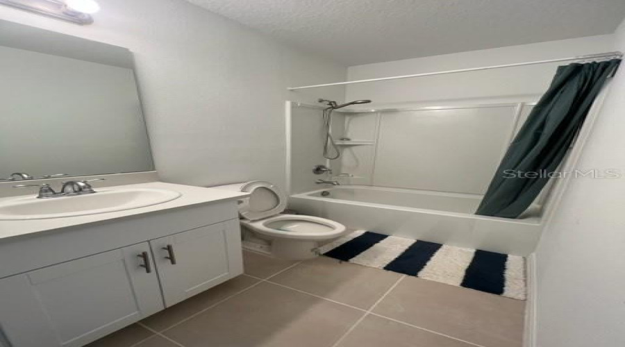 Davenport, Florida 33897, 6 Bedrooms Bedrooms, ,5 Bathroomsbathrooms,Residential,For Sale,Vellacito,Mfro6303575