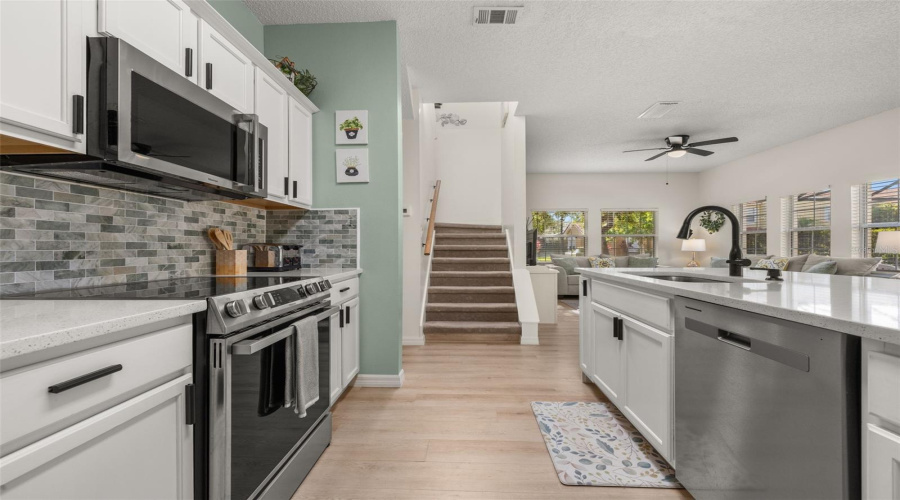 Kissimmee, Florida 34746, 4 Bedrooms Bedrooms, ,3 Bathroomsbathrooms,Residential,For Sale,Flagler Beach,Mfrs5125770