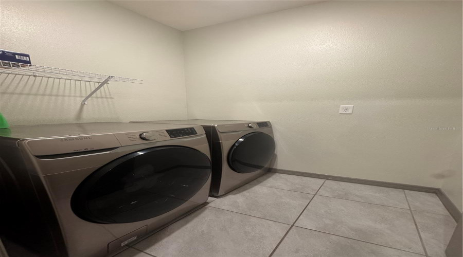 Large Laundry Room