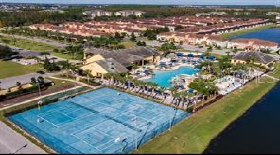 Kissimmee, Florida 34747, 4 Bedrooms Bedrooms, ,3 Bathroomsbathrooms,Residential,For Sale,Banana Palm,Mfro6304074