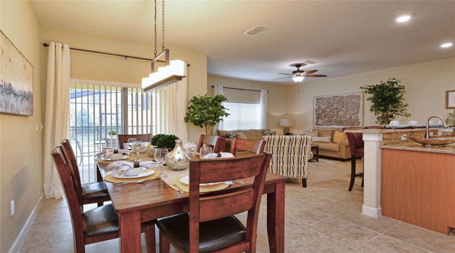 Kissimmee, Florida 34747, 4 Bedrooms Bedrooms, ,3 Bathroomsbathrooms,Residential,For Sale,Banana Palm,Mfro6304074