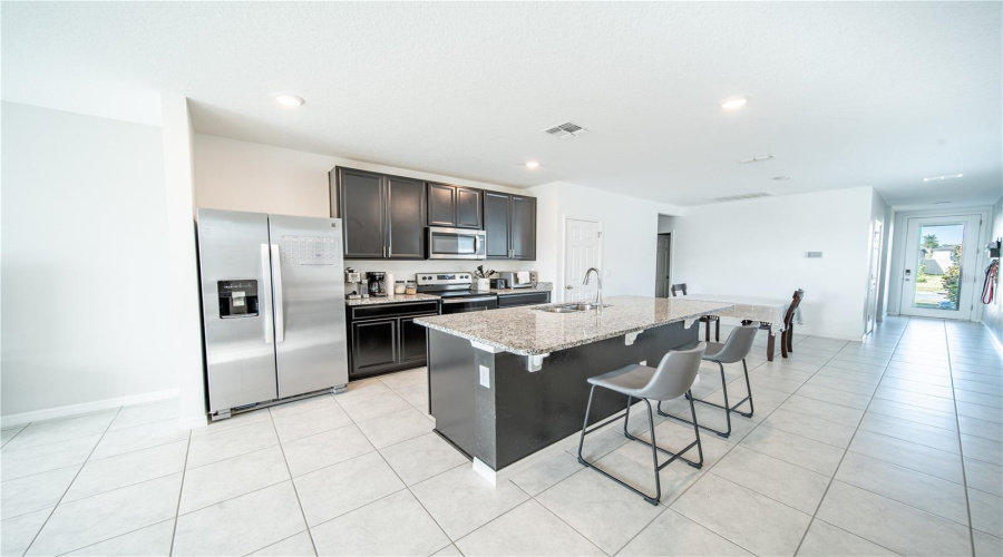 Davenport, Florida 33897, 3 Bedrooms Bedrooms, ,2 Bathroomsbathrooms,Residential,For Sale,Monaco,Mfrs5125826