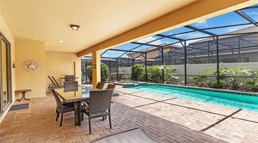 Kissimmee, Florida 34747, 8 Bedrooms Bedrooms, ,6 Bathroomsbathrooms,Residential,For Sale,Rhodes Street,Mfro6303995