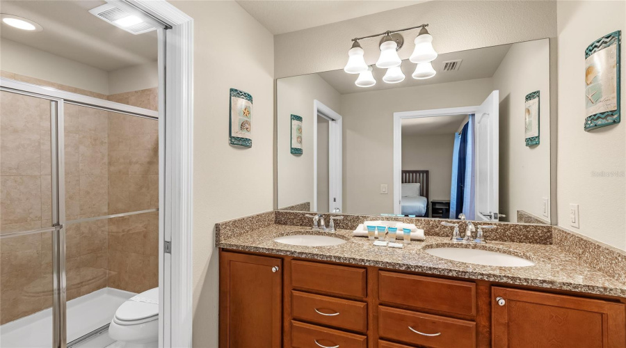 Kissimmee, Florida 34747, 8 Bedrooms Bedrooms, ,6 Bathroomsbathrooms,Residential,For Sale,Rhodes Street,Mfro6303995