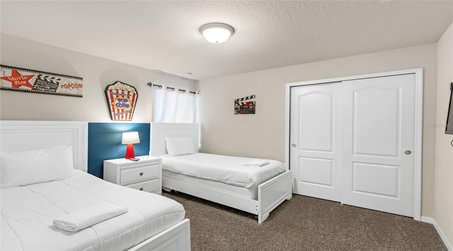 Kissimmee, Florida 34747, 8 Bedrooms Bedrooms, ,6 Bathroomsbathrooms,Residential,For Sale,Rhodes Street,Mfro6303995