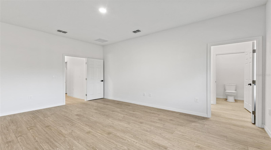 Davenport, Florida 33837, 4 Bedrooms Bedrooms, ,3 Bathroomsbathrooms,Residential,For Sale,Alta Vista,Mfro6300995