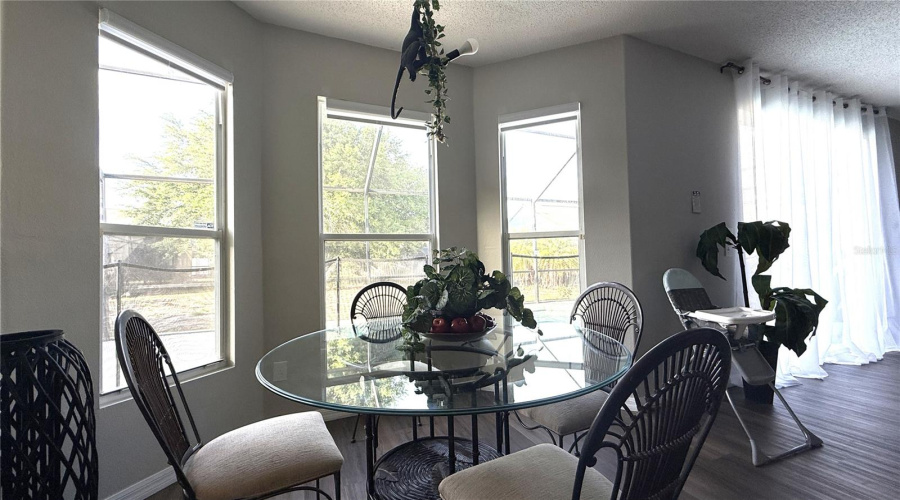 Davenport, Florida 33837, 4 Bedrooms Bedrooms, ,3 Bathroomsbathrooms,Residential,For Sale,Sigmund,Mfro6295794
