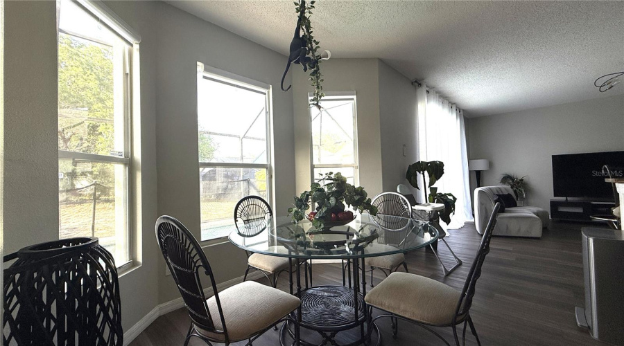 Davenport, Florida 33837, 4 Bedrooms Bedrooms, ,3 Bathroomsbathrooms,Residential,For Sale,Sigmund,Mfro6295794