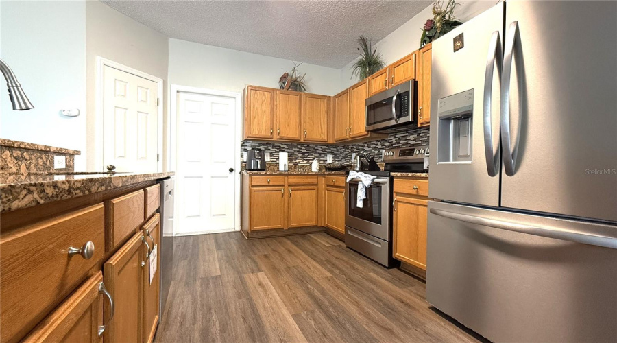 Davenport, Florida 33837, 4 Bedrooms Bedrooms, ,3 Bathroomsbathrooms,Residential,For Sale,Sigmund,Mfro6295794