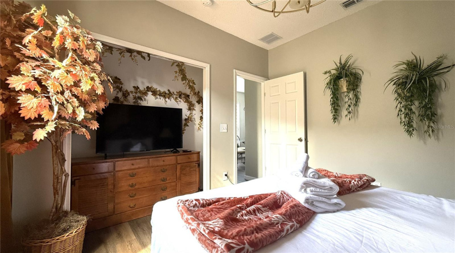 Davenport, Florida 33837, 4 Bedrooms Bedrooms, ,3 Bathroomsbathrooms,Residential,For Sale,Sigmund,Mfro6295794