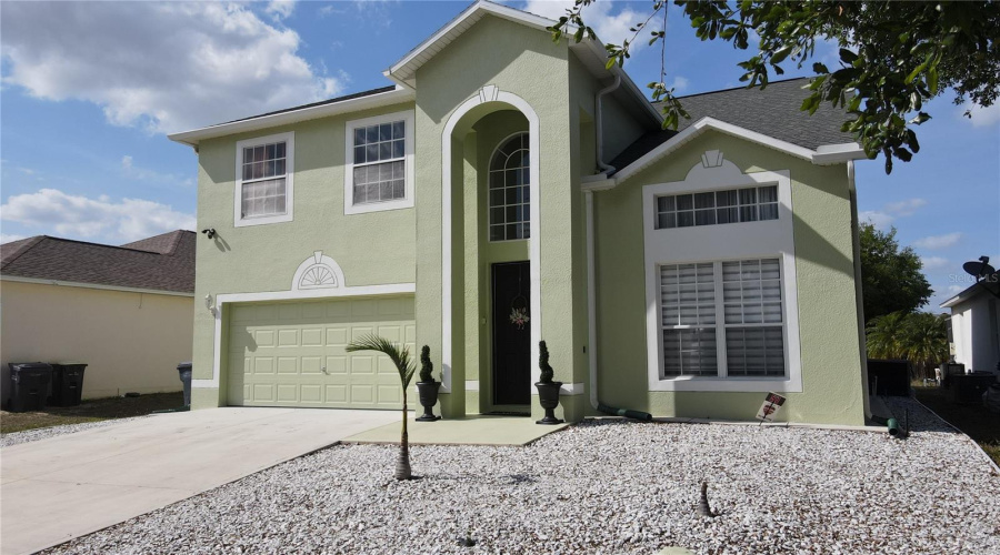 Davenport, Florida 33837, 4 Bedrooms Bedrooms, ,3 Bathroomsbathrooms,Residential,For Sale,Sigmund,Mfro6295794