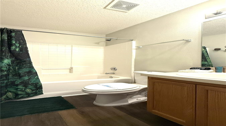 Davenport, Florida 33837, 4 Bedrooms Bedrooms, ,3 Bathroomsbathrooms,Residential,For Sale,Sigmund,Mfro6295794