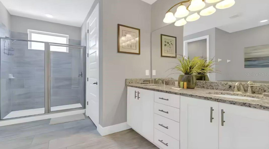 Kissimmee, Florida 34747, 6 Bedrooms Bedrooms, ,6 Bathroomsbathrooms,Residential,For Sale,Marker,Mfro6303739