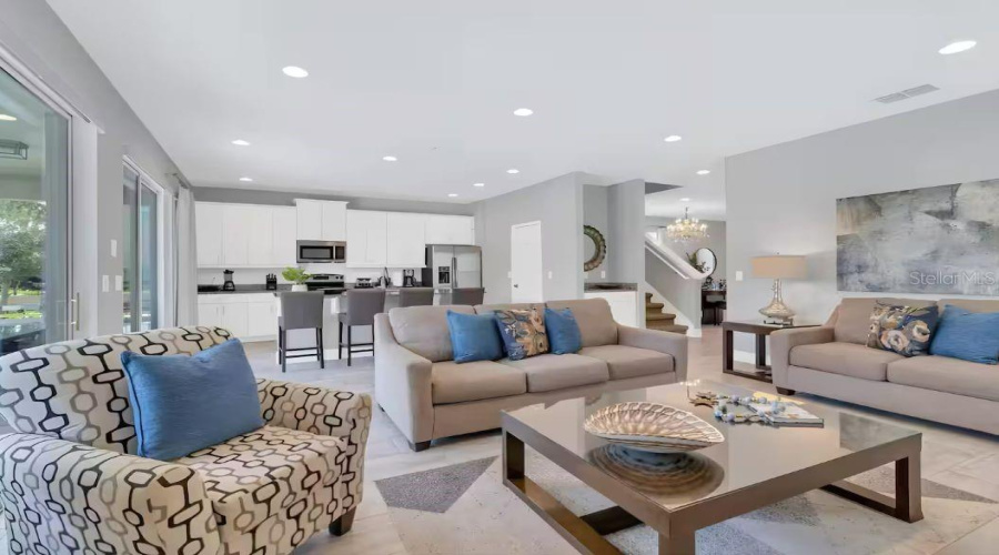 Kissimmee, Florida 34747, 6 Bedrooms Bedrooms, ,6 Bathroomsbathrooms,Residential,For Sale,Marker,Mfro6303739