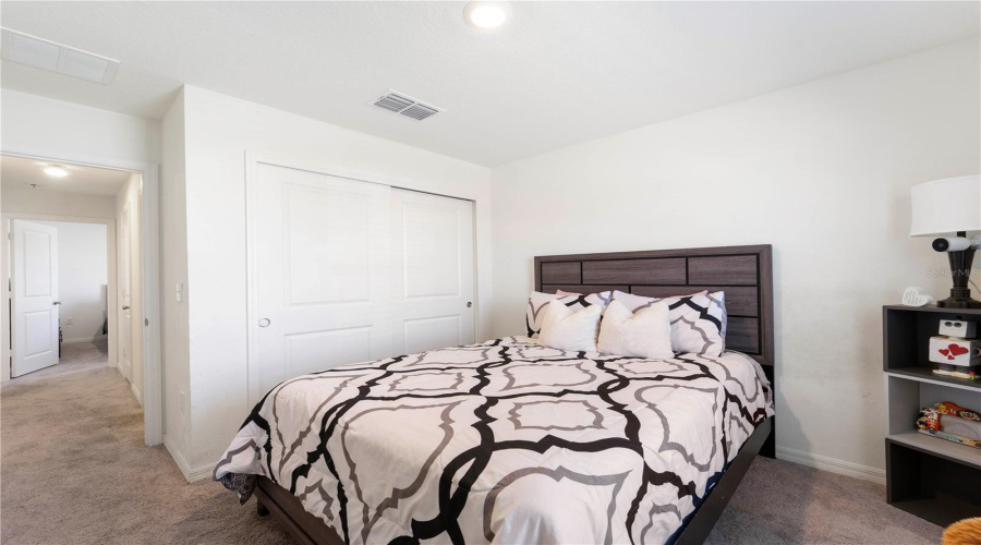 Davenport, Florida 33896, 3 Bedrooms Bedrooms, ,2 Bathroomsbathrooms,Residential,For Sale,Overpool,Mfro6302958
