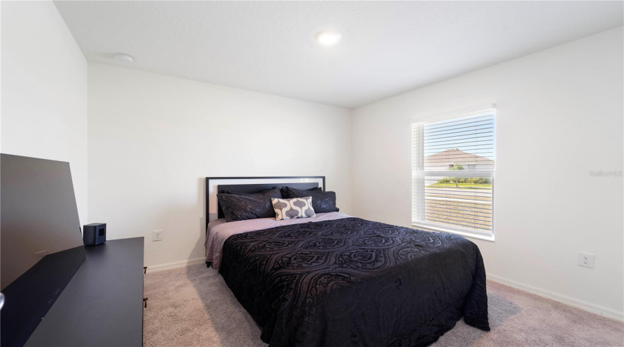 Davenport, Florida 33896, 3 Bedrooms Bedrooms, ,2 Bathroomsbathrooms,Residential,For Sale,Overpool,Mfro6302958
