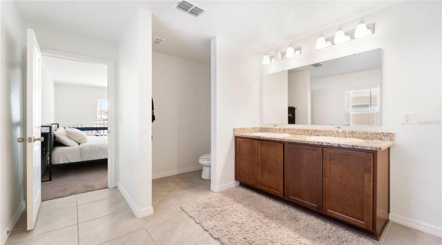 Davenport, Florida 33896, 3 Bedrooms Bedrooms, ,2 Bathroomsbathrooms,Residential,For Sale,Overpool,Mfro6302958