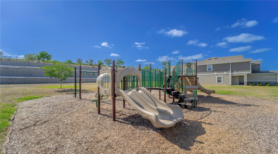 Davenport, Florida 33896, 3 Bedrooms Bedrooms, ,2 Bathroomsbathrooms,Residential,For Sale,Overpool,Mfro6302958