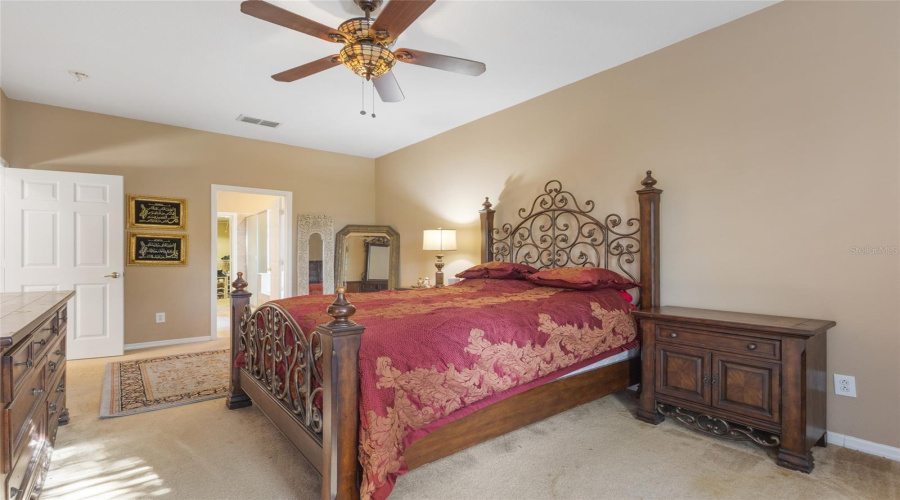 Orlando, Florida 32836, 5 Bedrooms Bedrooms, ,3 Bathroomsbathrooms,Residential,For Sale,Pecky Cypress,Mfro6297818