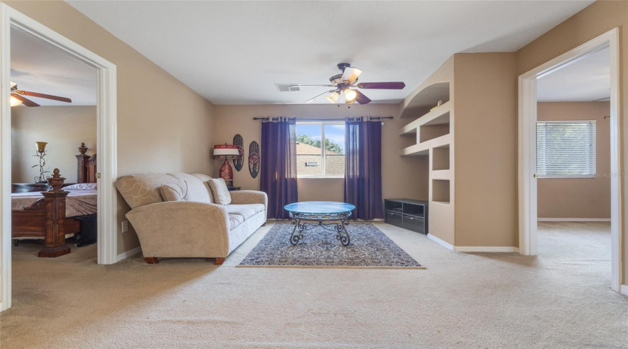 Orlando, Florida 32836, 5 Bedrooms Bedrooms, ,3 Bathroomsbathrooms,Residential,For Sale,Pecky Cypress,Mfro6297818
