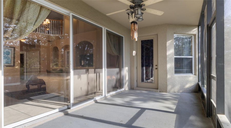 Orlando, Florida 32836, 5 Bedrooms Bedrooms, ,3 Bathroomsbathrooms,Residential,For Sale,Pecky Cypress,Mfro6297818