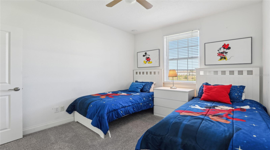Davenport, Florida 33896, 4 Bedrooms Bedrooms, ,4 Bathroomsbathrooms,Residential,For Sale,Captiva,Mfrs5125859