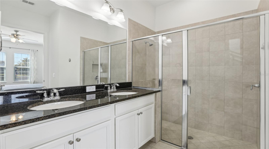 Davenport, Florida 33896, 4 Bedrooms Bedrooms, ,4 Bathroomsbathrooms,Residential,For Sale,Captiva,Mfrs5125859