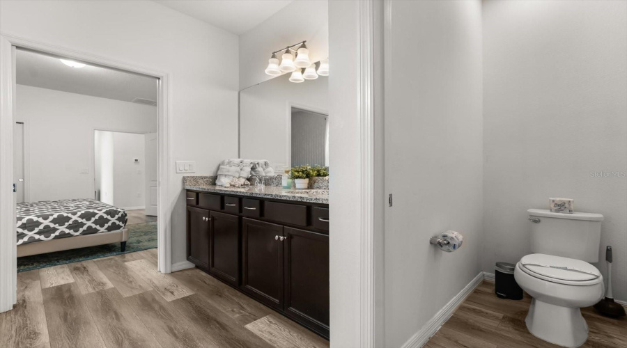 Kissimmee, Florida 34747, 6 Bedrooms Bedrooms, ,4 Bathroomsbathrooms,Residential,For Sale,Nice,Mfro6303942