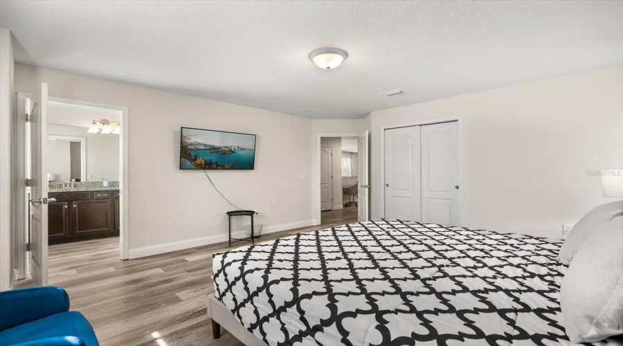 Kissimmee, Florida 34747, 6 Bedrooms Bedrooms, ,4 Bathroomsbathrooms,Residential,For Sale,Nice,Mfro6303942