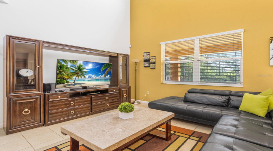 Davenport, Florida 33837, 6 Bedrooms Bedrooms, ,5 Bathroomsbathrooms,Residential,For Sale,Cabello,Mfro6303113