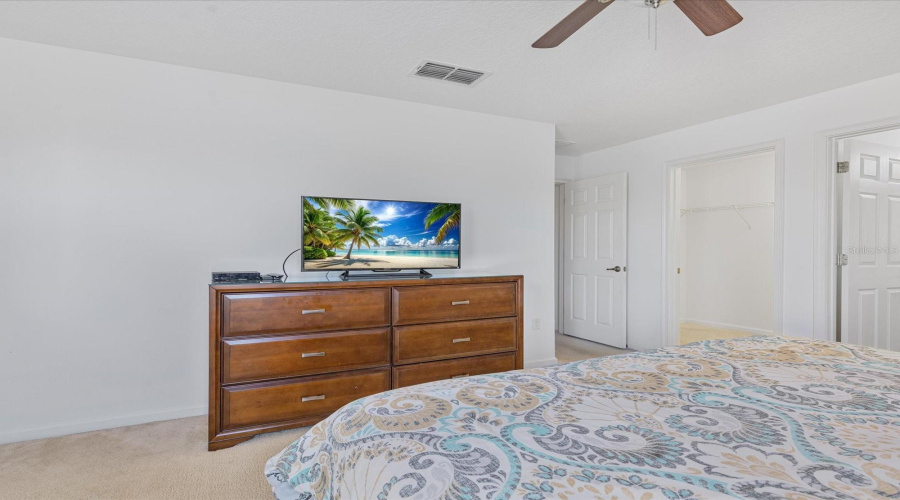 Davenport, Florida 33837, 6 Bedrooms Bedrooms, ,5 Bathroomsbathrooms,Residential,For Sale,Cabello,Mfro6303113