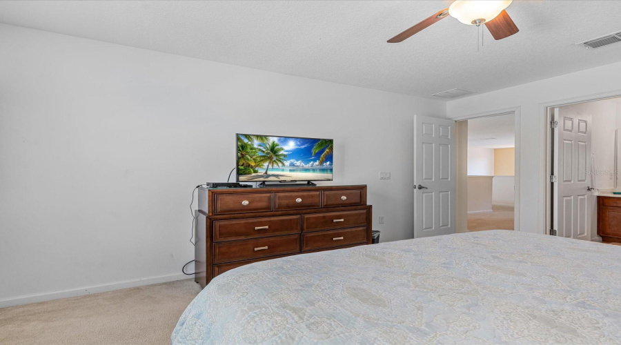 Davenport, Florida 33837, 6 Bedrooms Bedrooms, ,5 Bathroomsbathrooms,Residential,For Sale,Cabello,Mfro6303113