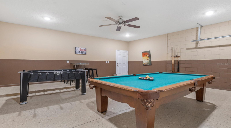 Davenport, Florida 33837, 6 Bedrooms Bedrooms, ,5 Bathroomsbathrooms,Residential,For Sale,Cabello,Mfro6303113
