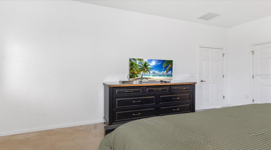 Davenport, Florida 33837, 6 Bedrooms Bedrooms, ,5 Bathroomsbathrooms,Residential,For Sale,Cabello,Mfro6303113