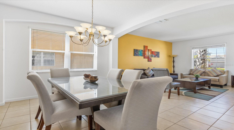 Davenport, Florida 33837, 6 Bedrooms Bedrooms, ,5 Bathroomsbathrooms,Residential,For Sale,Cabello,Mfro6303113