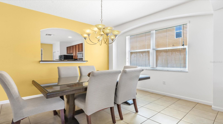 Davenport, Florida 33837, 6 Bedrooms Bedrooms, ,5 Bathroomsbathrooms,Residential,For Sale,Cabello,Mfro6303113