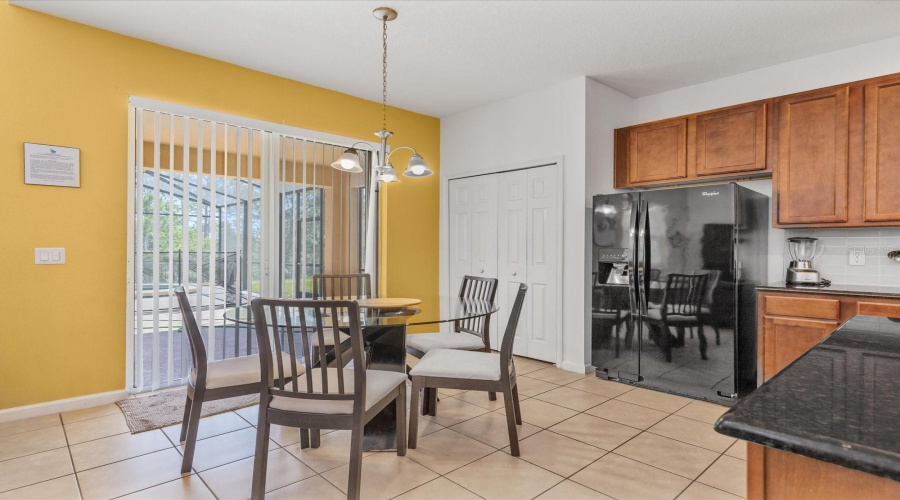 Davenport, Florida 33837, 6 Bedrooms Bedrooms, ,5 Bathroomsbathrooms,Residential,For Sale,Cabello,Mfro6303113