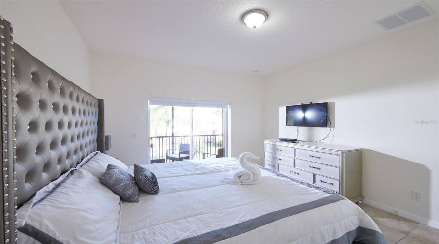 Kissimmee, Florida 34747, 3 Bedrooms Bedrooms, ,2 Bathroomsbathrooms,Residential,For Sale,Pellham,Mfro6304186