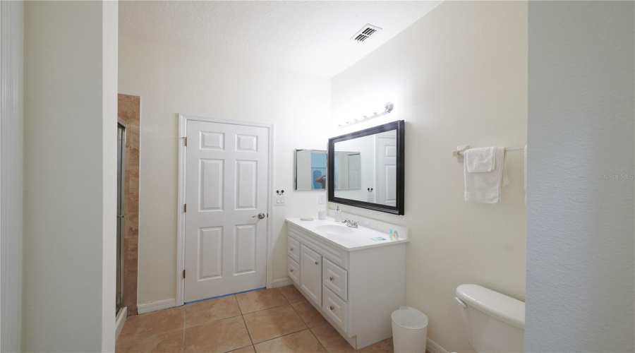 Kissimmee, Florida 34747, 3 Bedrooms Bedrooms, ,2 Bathroomsbathrooms,Residential,For Sale,Pellham,Mfro6304186