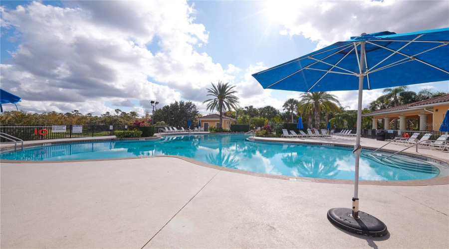 Kissimmee, Florida 34747, 3 Bedrooms Bedrooms, ,2 Bathroomsbathrooms,Residential,For Sale,Pellham,Mfro6304186