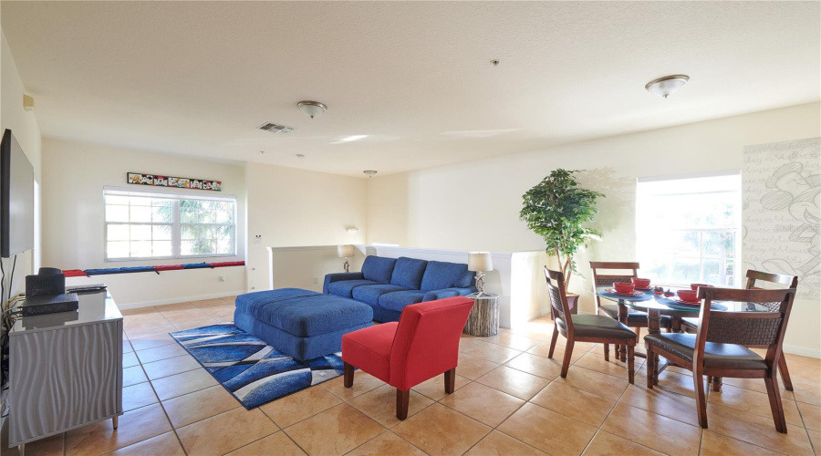 Kissimmee, Florida 34747, 3 Bedrooms Bedrooms, ,2 Bathroomsbathrooms,Residential,For Sale,Pellham,Mfro6304186